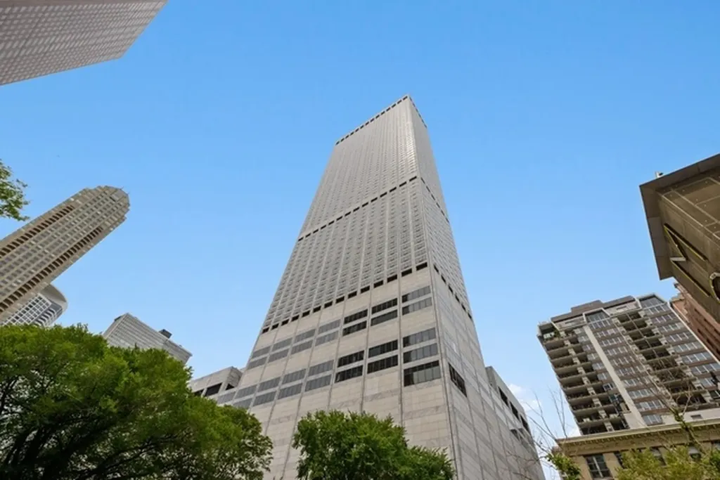 180 East Pearson Street Chicago IL 60611