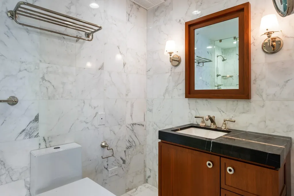180 East Pearson Street Chicago IL 60611