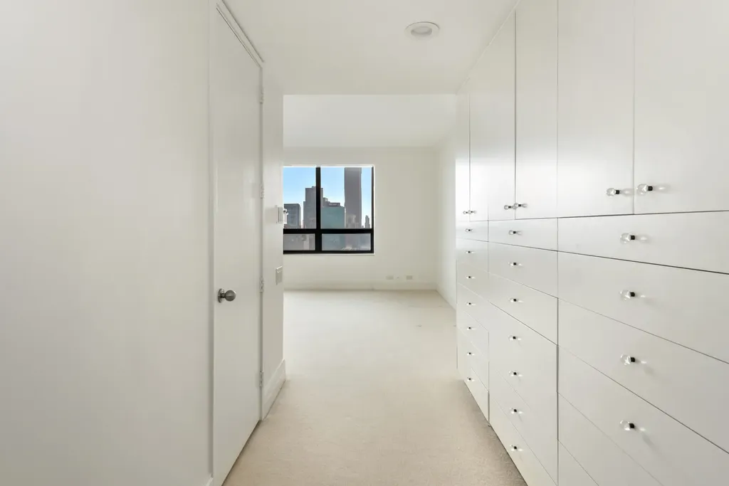 180 East Pearson Street Chicago IL 60611