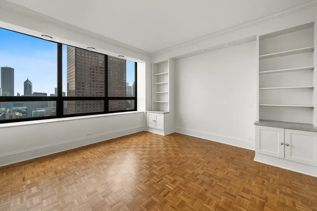 180 East Pearson Street Chicago IL 60611