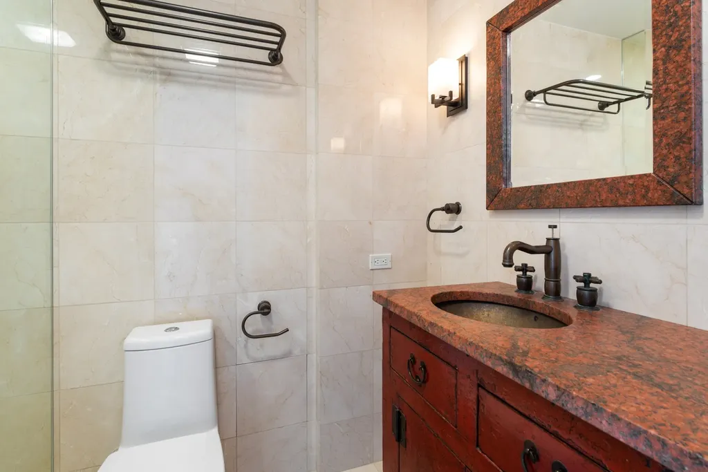 180 East Pearson Street Chicago IL 60611