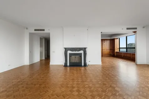 180 East Pearson Street Chicago IL 60611