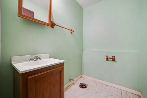 528 East Stimmel Street West Chicago IL 60185