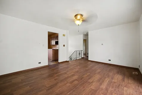 528 East Stimmel Street West Chicago IL 60185