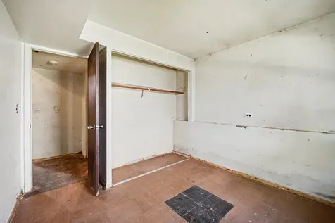 528 East Stimmel Street West Chicago IL 60185