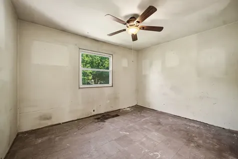 528 East Stimmel Street West Chicago IL 60185