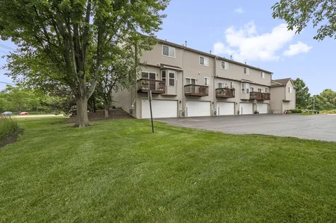 896 Cherry Creek Drive Grayslake IL 60030