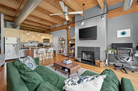 2201 West Wabansia Avenue Chicago IL 60647