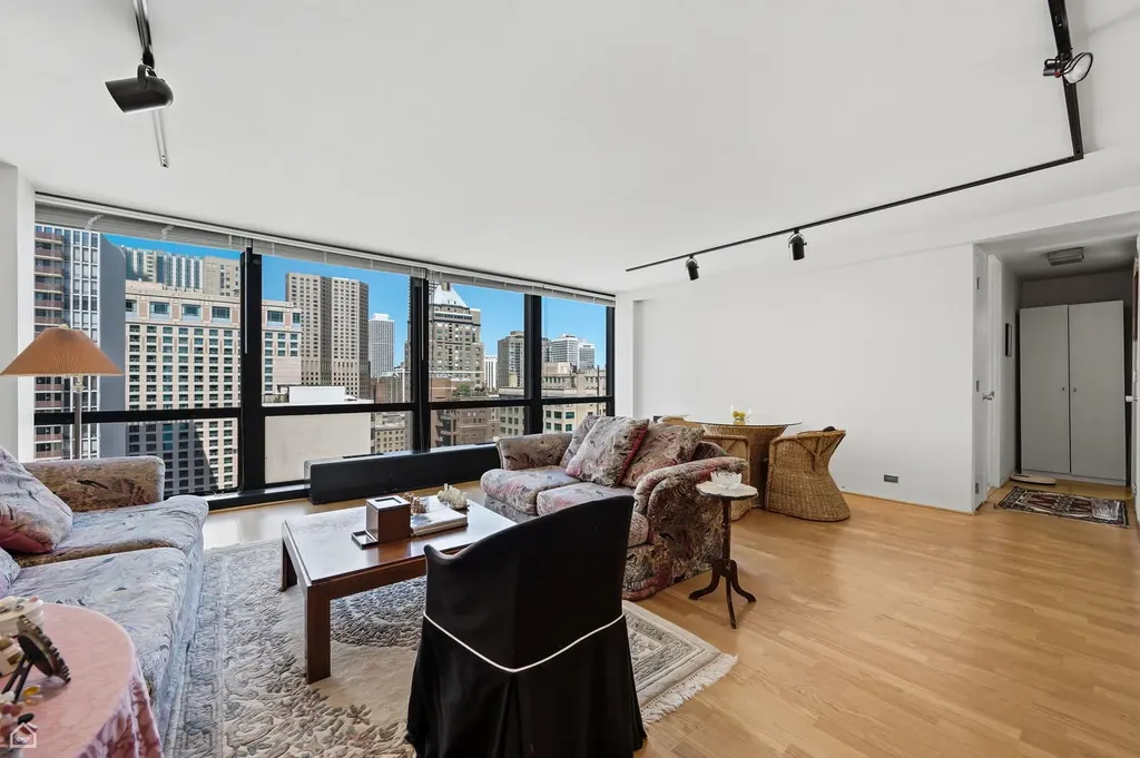 910 North Lake Shore Drive Chicago IL 60611