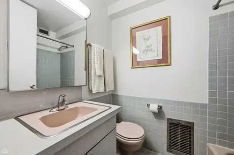 910 North Lake Shore Drive Chicago IL 60611