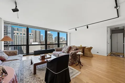 910 North Lake Shore Drive Chicago IL 60611