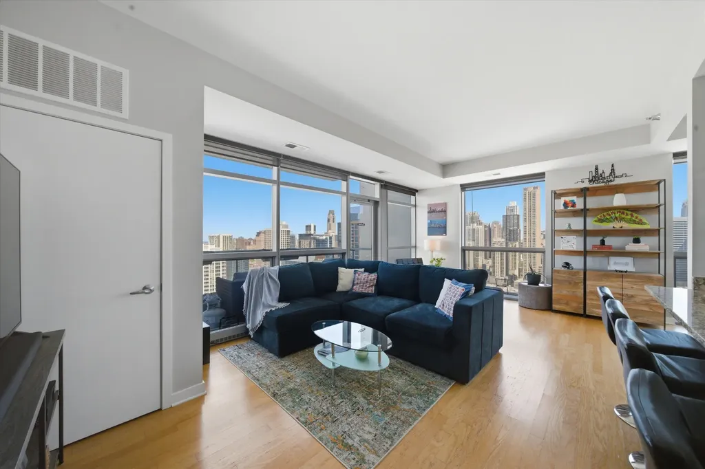 303 West Ohio Street Chicago IL 60654