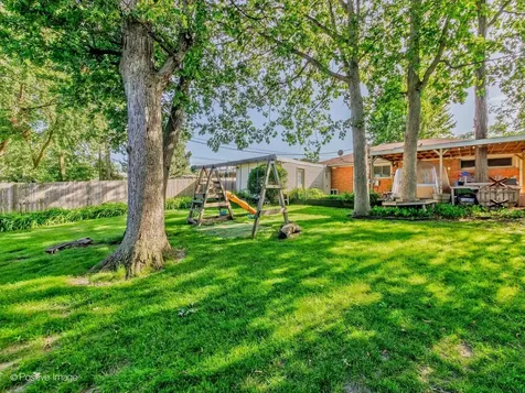 1025 Longaker Road Northbrook IL 60062