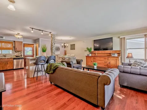1025 Longaker Road Northbrook IL 60062