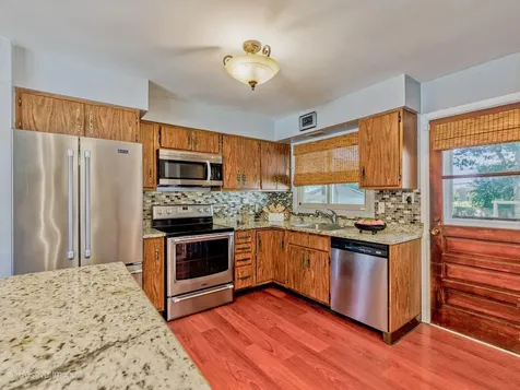 1025 Longaker Road Northbrook IL 60062