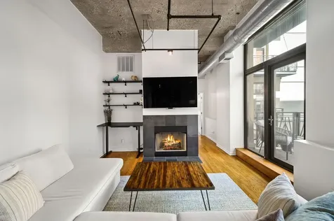 758 North Larrabee Street Chicago IL 60654