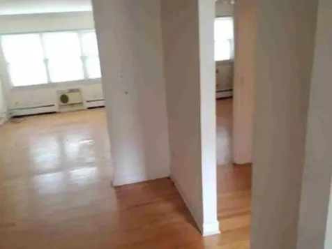 7123 North Damen Avenue Chicago IL 60645