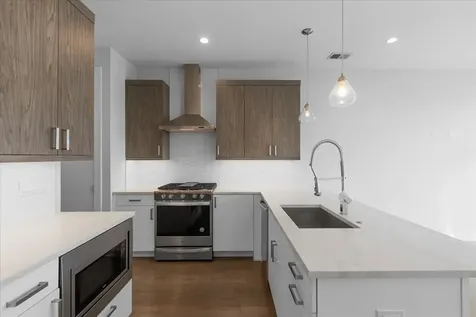 2217 West Madison Street Chicago IL 60612