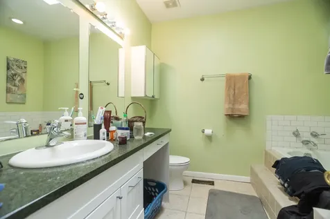 2007 North Oakley Avenue Chicago IL 60647