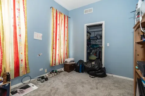 2007 North Oakley Avenue Chicago IL 60647