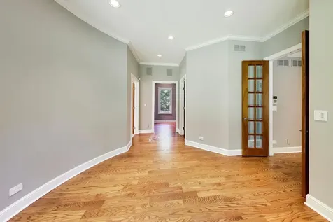 148 North Ahwahnee Road Lake Forest IL 60045