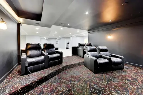148 North Ahwahnee Road Lake Forest IL 60045