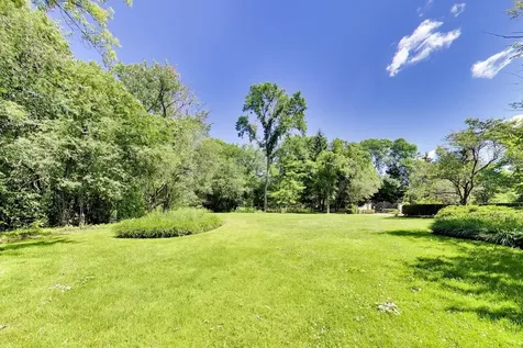 148 North Ahwahnee Road Lake Forest IL 60045