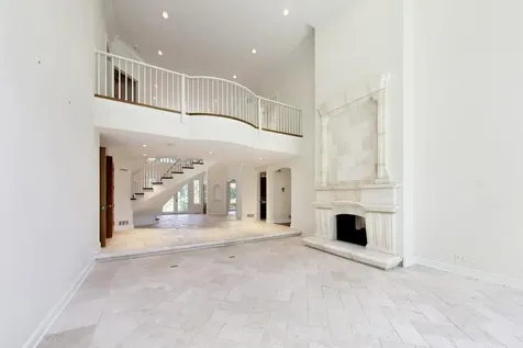 148 North Ahwahnee Road Lake Forest IL 60045
