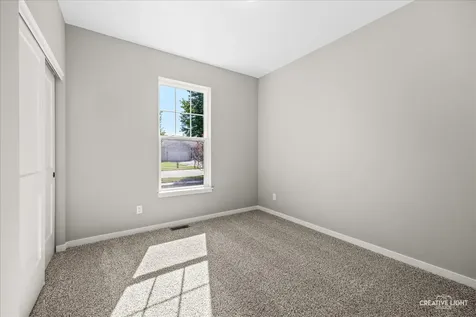 427 Riverbend Drive Genoa IL 60135