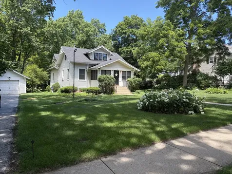 240 Hill Avenue Glen Ellyn IL 60137