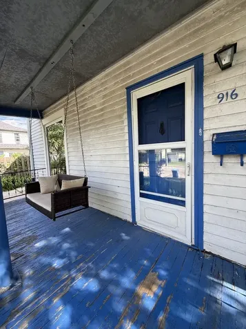 916 Pleasant Street Dekalb IL 60115