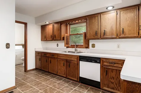 12222 Rae Ann Road Roscoe IL 61073