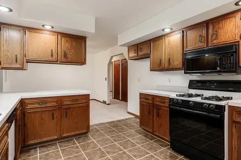 12222 Rae Ann Road Roscoe IL 61073