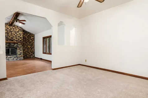 12222 Rae Ann Road Roscoe IL 61073