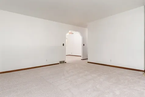 12222 Rae Ann Road Roscoe IL 61073