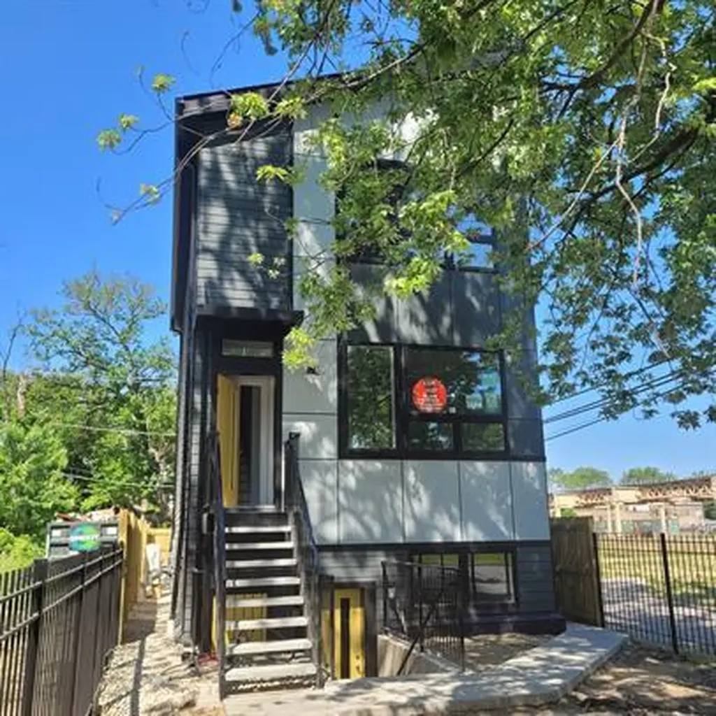 6312 South Rhodes Avenue Chicago IL 60637