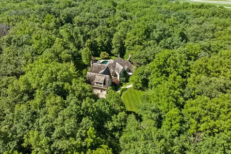 33W551 Hub Road Wayne IL 60184