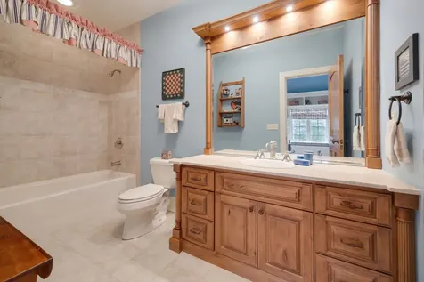 33W551 Hub Road Wayne IL 60184