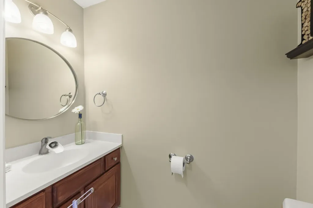 1142 Greensfield Drive Naperville IL 60563