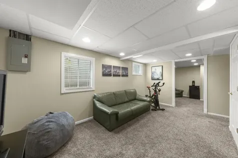 1142 Greensfield Drive Naperville IL 60563