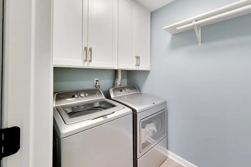 232 West Scott Street Chicago IL 60610