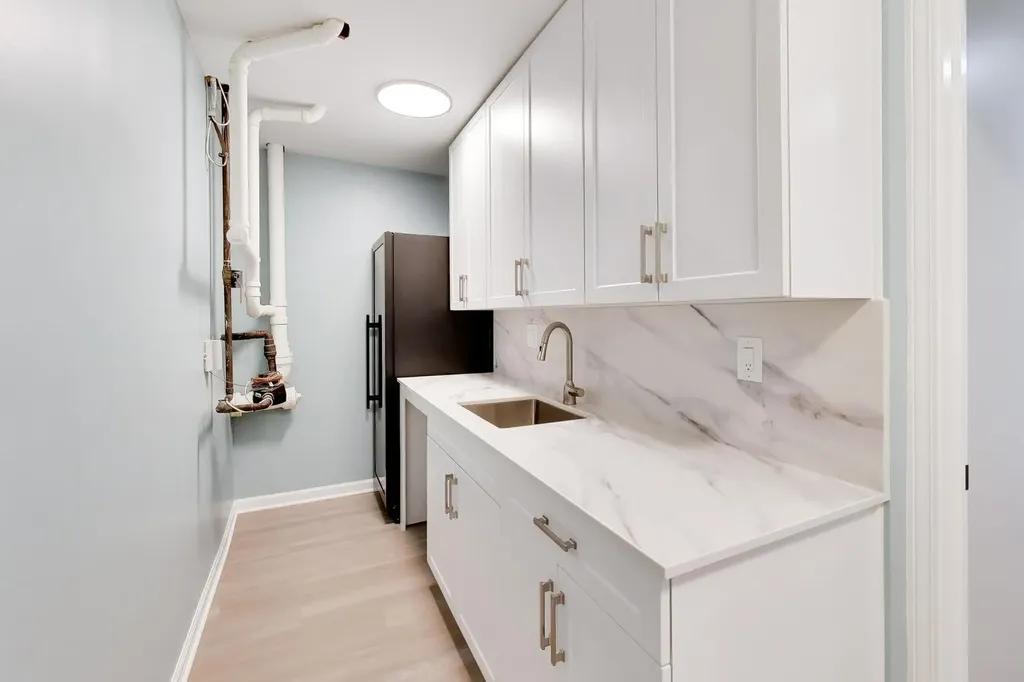 232 West Scott Street Chicago IL 60610