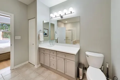 232 West Scott Street Chicago IL 60610