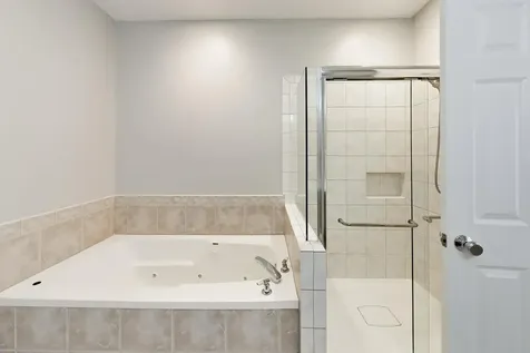 232 West Scott Street Chicago IL 60610