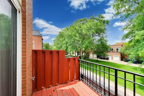 232 West Scott Street Chicago IL 60610