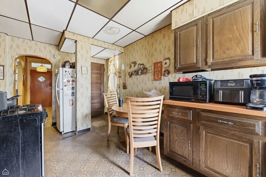 5208 North Paulina Street Chicago IL 60640