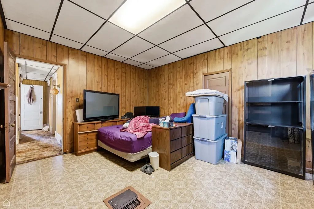 5208 North Paulina Street Chicago IL 60640