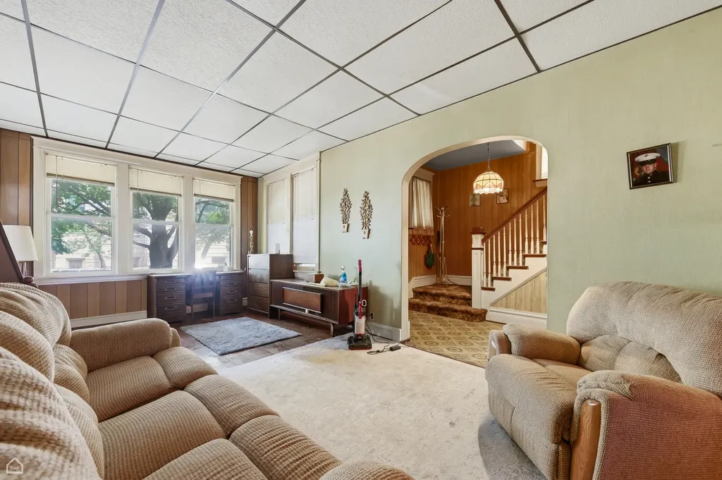 5208 North Paulina Street Chicago IL 60640