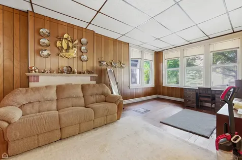 5208 North Paulina Street Chicago IL 60640