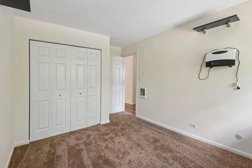 2220 Arbor Circle Downers Grove IL 60515